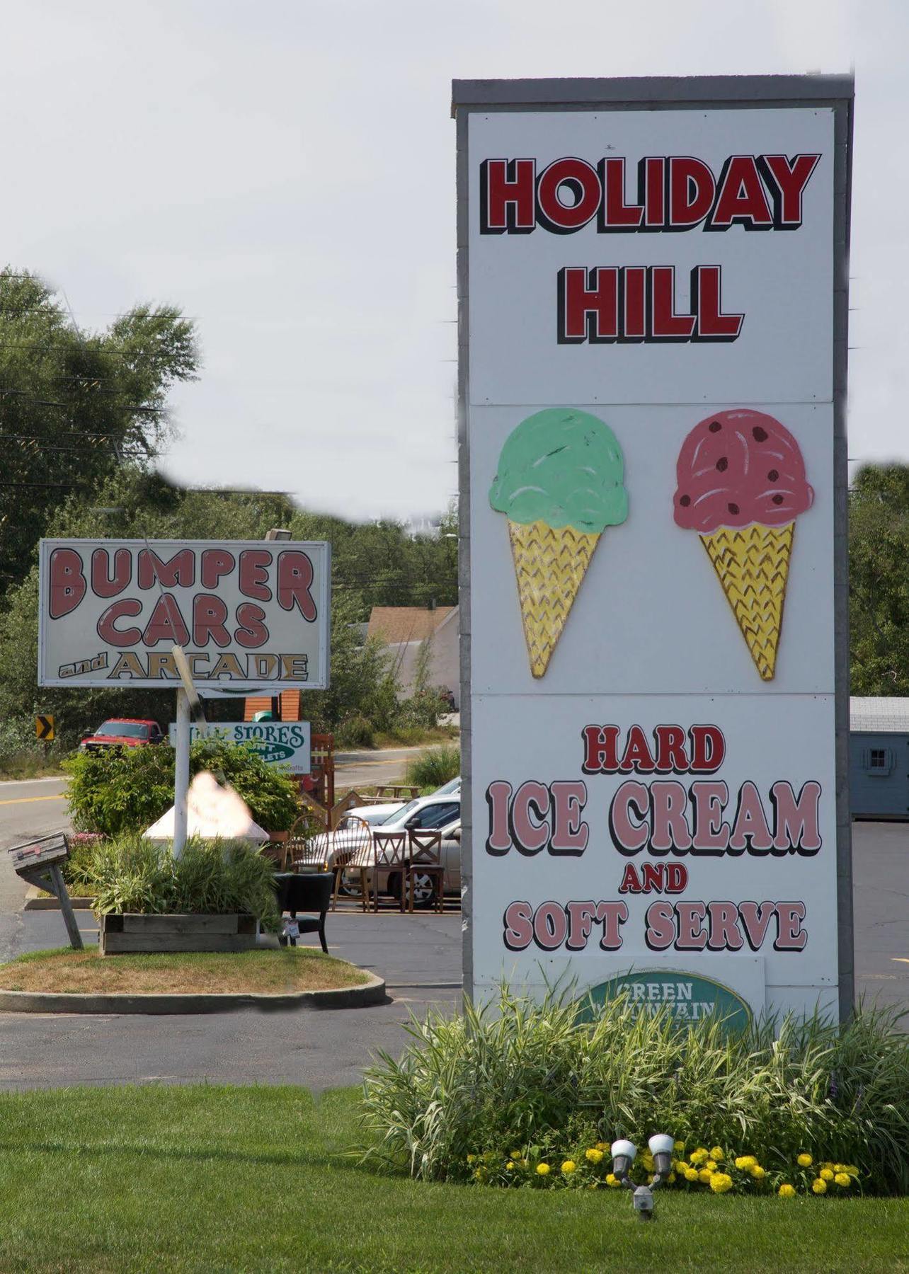 Holiday Hill Inn & Suites Dennisport Exterior photo